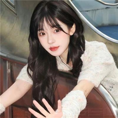 钱信伊:地下酒吧